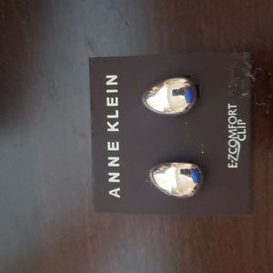 ANNE KLEIN Silver Tear drop Earrings